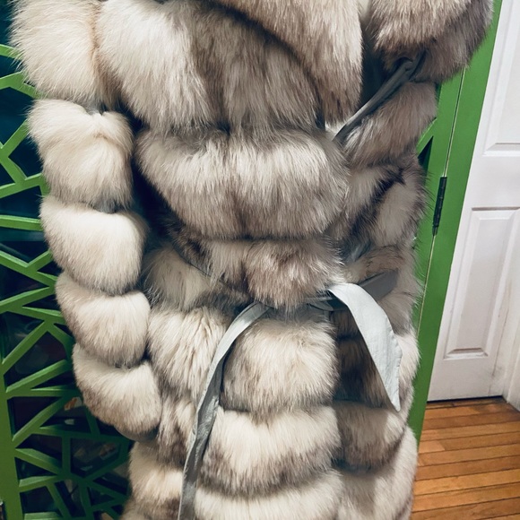 Lintons Pittsburgh Vintage Leather & Arctic Fox Fur Coat w/ Waist Tie - Picture 4 of 9